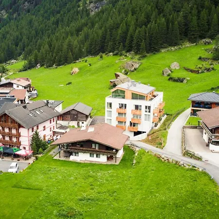 Апарт-отель All-suite Zwieselstein -